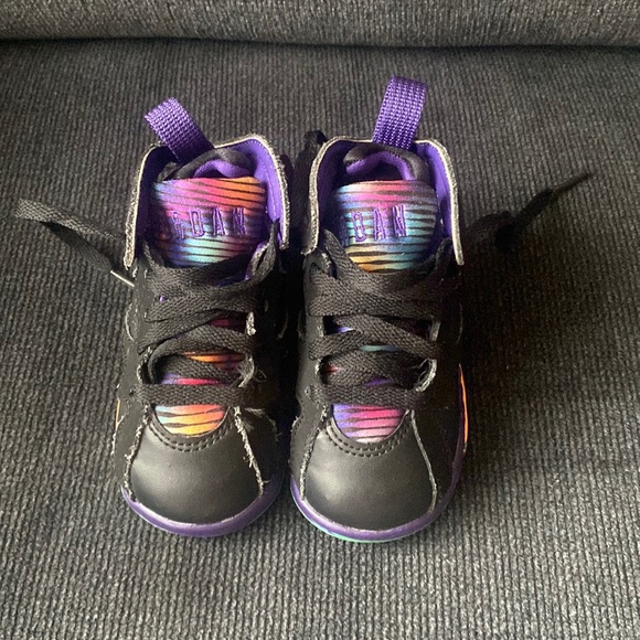 Retro 7 Jordan’s - Picture 1 of 6